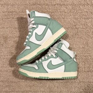 Nike Mint Green and White High-Tops